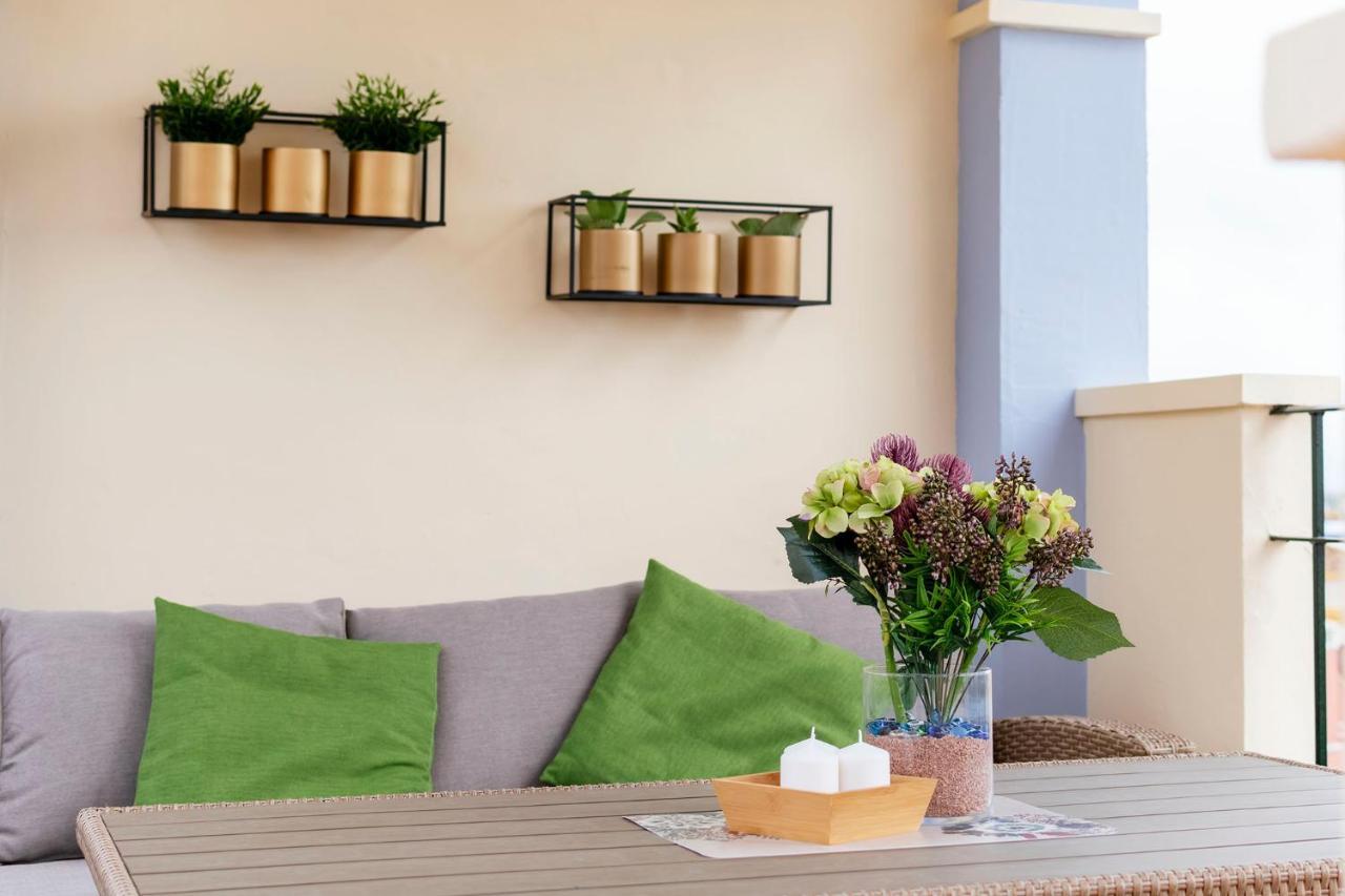 Apartamento Ático con terraza-solárium y piscina 4-6 personas WIFI A/C Roda Exterior foto