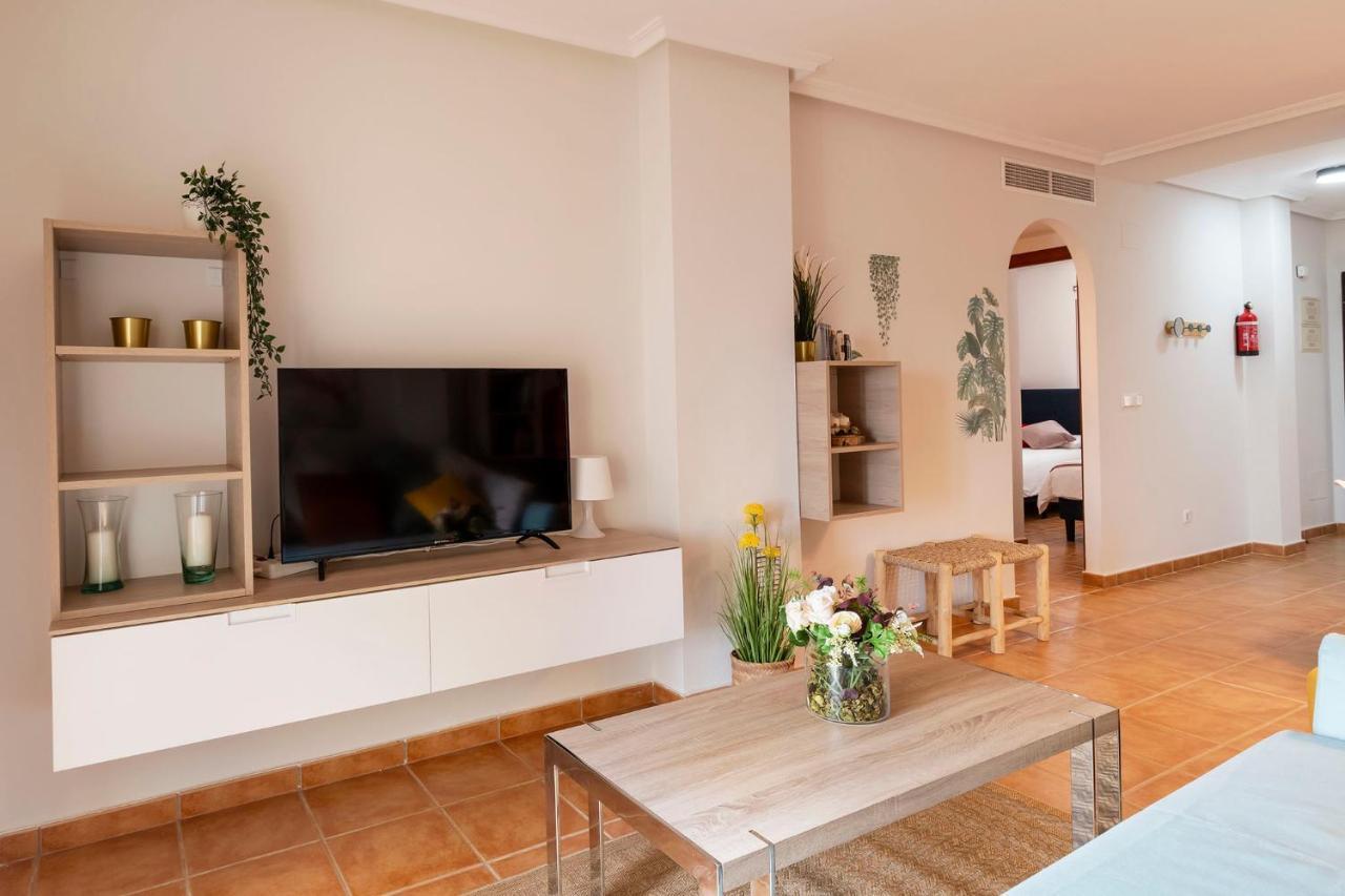 Apartamento Ático con terraza-solárium y piscina 4-6 personas WIFI A/C Roda Exterior foto