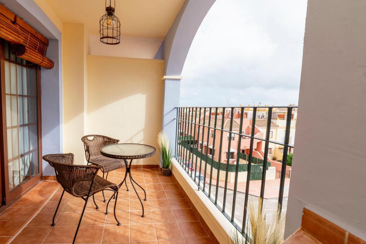 Apartamento Ático con terraza-solárium y piscina 4-6 personas WIFI A/C Roda Exterior foto